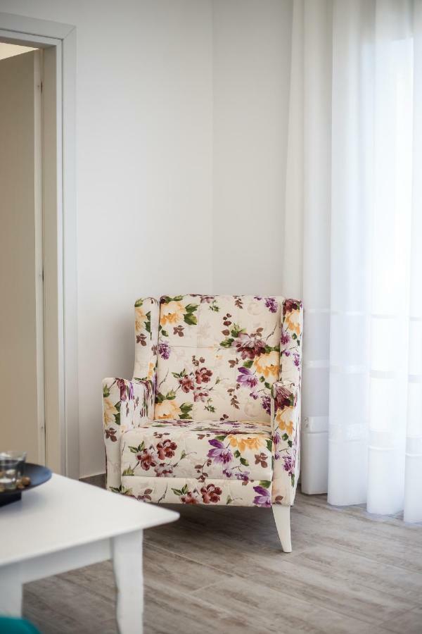 Ammos Luxury Suites Faliraki Ngoại thất bức ảnh